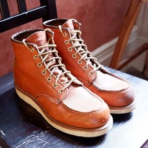 Red Wing Classic Moc 6-inch in Oro Legacy Leather, Size 7, Style 875
